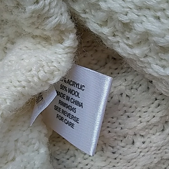 Beautiful stylish long cream jacket - Picture 4 of 7